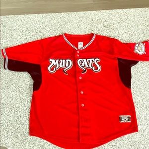 Mens XL Official Carolina Mudcats game shirt, mint